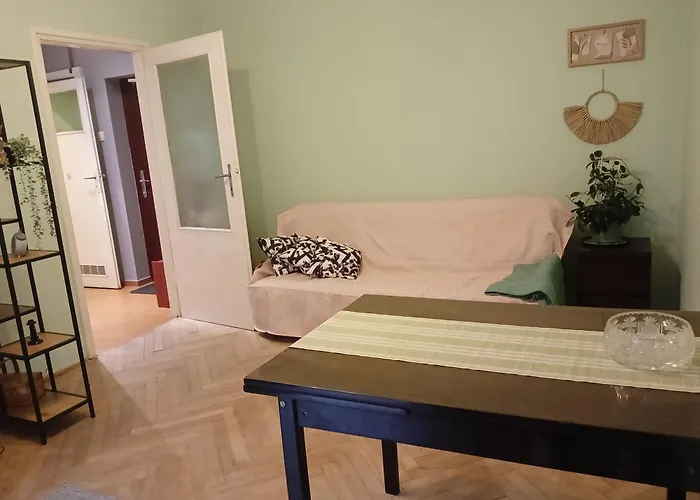 Niepodleglosci 859
